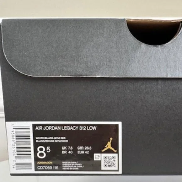 Jordan Legacy 312 Low 'Chicago Red' Like New Men Size 8.5 - Picture 13 of 16